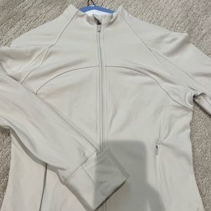 Lululemon. Size 8 new cropped bone color tracker jacket